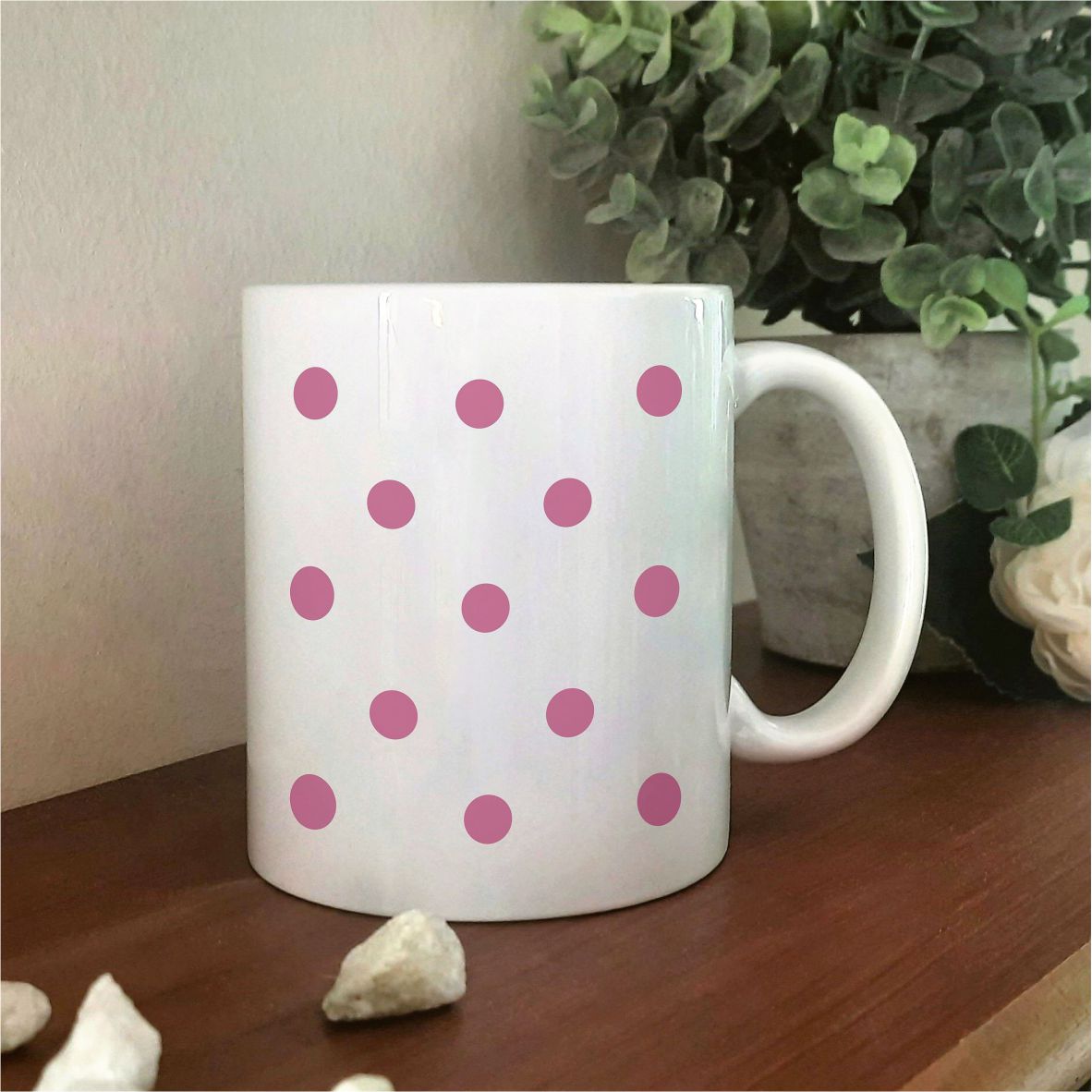 Keramik Tasse glänzend "Punkte magenta"