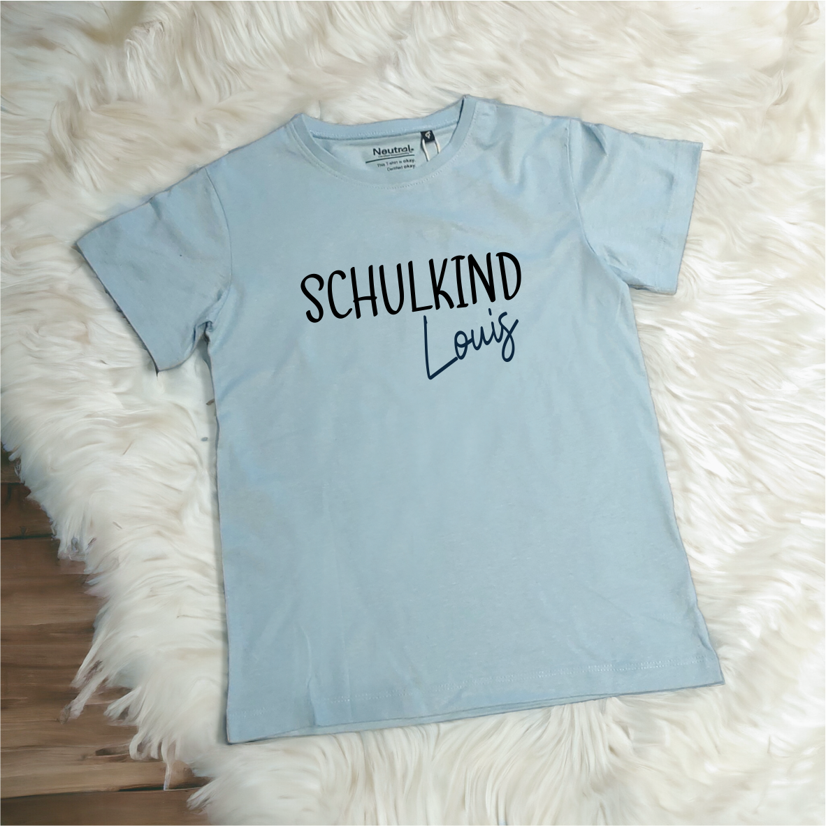T-Shirt hellblau "Schulkind" mit Wunschnamen Gr.128/134  - 100 % Bio-BW